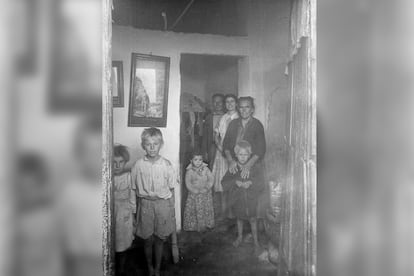 La fotografía tomada en Málaga en 1952 que Grok confundió.