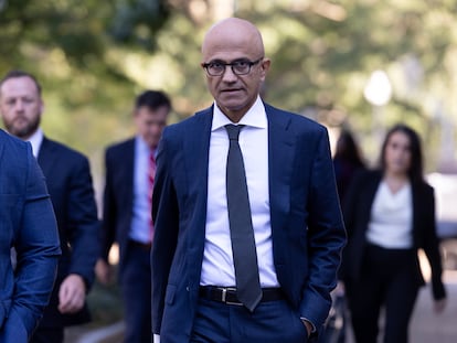 El consejero delegado de Microsoft, Satya Nadella, a su llegada a los juzgados este lunes.