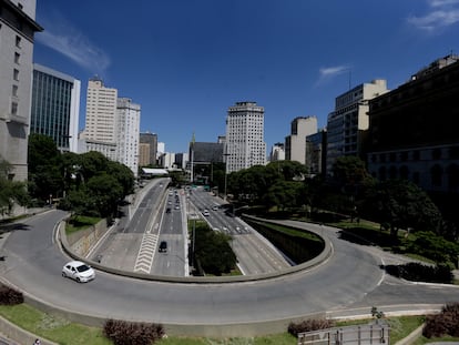 Centro da capital de São Paulo onde o Governo do Estado prorrogou até 22 de abril a quarentena.