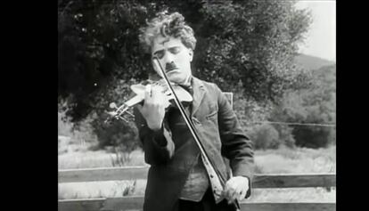 Chaplin, una de les estrelles de les que parla el llibre.