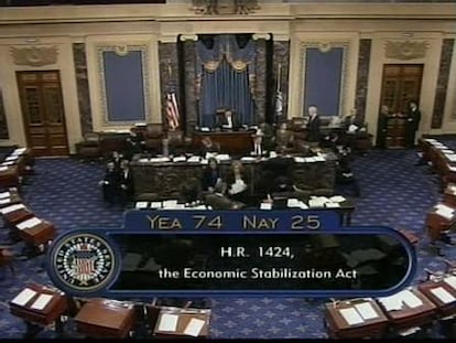 El Senado de EEUU aprueba el plan de rescate financiero de Bush