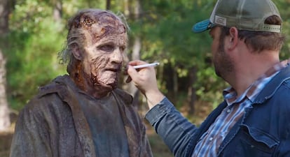 Scott Ian, de Anthrax, en el set de rodaje de 'The Walking dead'.