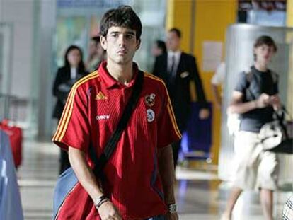 Borja Oubiña, con uniforme de la selección.