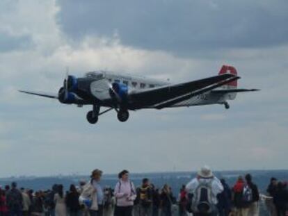 Avión de transporte Junkers (Ju-52).