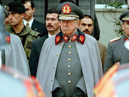 El general Augusto Pinochet, en una imagen tomada en 1997.