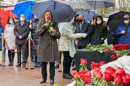 Natividad Rodríguez, viuda de Fernando Buesa, asesinado por ETA hace 21 años, en el homenaje celebrado en Vitoria.