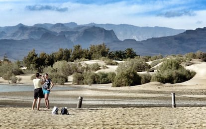 Posando ante la charca de Maspalomas, al sur de Gran Canaria. 