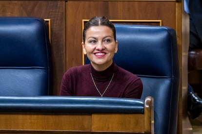 La ministra de Juventud e Infancia, Sira Rego, durante su intervención este miércoles en la sesión de control al Ejecutivo en el Congreso.