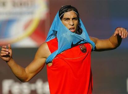 Martín Cáceres en un entrenamiento del Barcelona