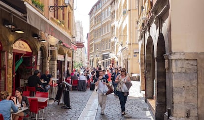 Una calle de la parte vieja de Lyon (Francia).