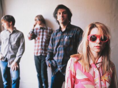 Los miembros de Sonic Youth, en 1990.