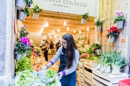 Ecobotiga al carrer Astúries de Barcelona.