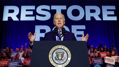 Joe Biden, este martes, durante un acto de campaña sobre el aborto en Manassas (Virginia).