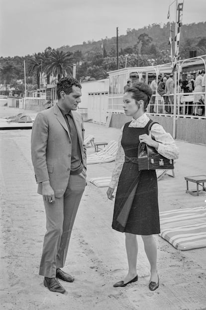 Geraldine Chaplin y Omar Sharif  en Cannes en 1966.