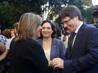 Marín ha coincidido con Puigdemont en la tradicional ofrenda floral al monumento de Rafael Casanova