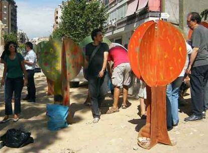 Acto reivindicativo para pedir una plaza en un solar abandonado de la calle de Goiri.