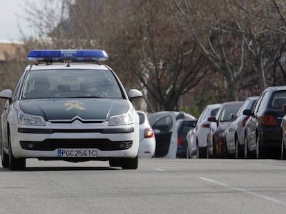 Un coche patrulla de la Guardia Civil, en una imagen de archivo.