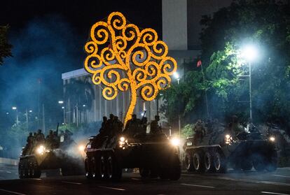 Nicaraguan army soldiers in Russian tanks take part in a military parade commemorating the 42nd anniversary of the founding of the National Army on Bolívar Chávez Avenue in Managua, Nicaragua. 