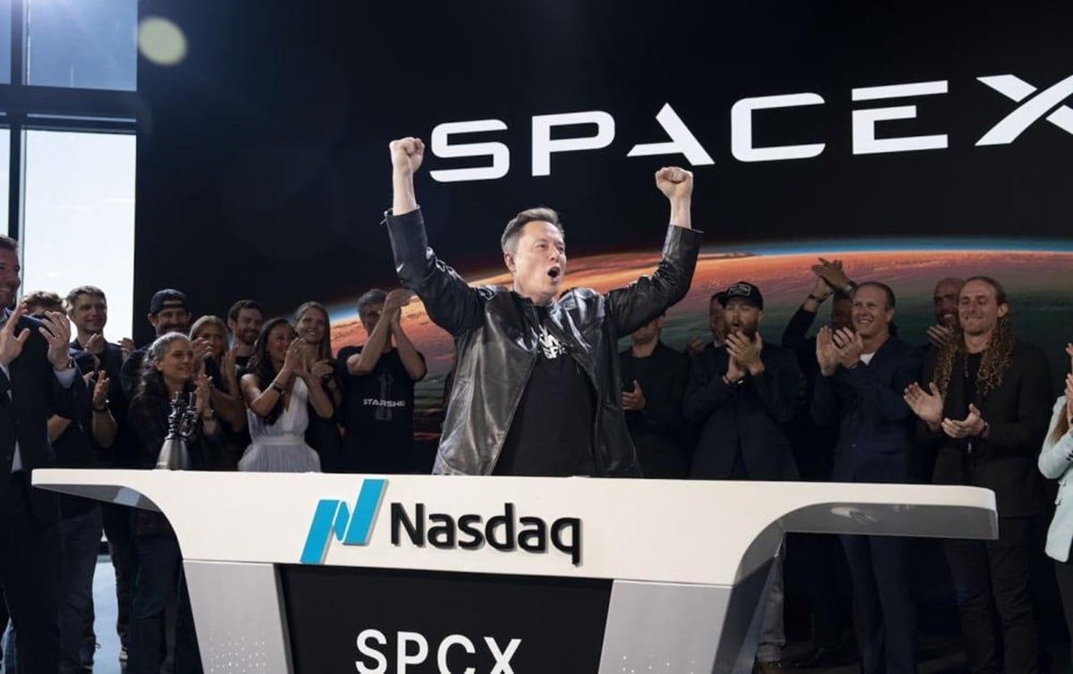 Elon Musk recalienta SpaceX: prevé unos ingresos de un billón de dólares en 2030