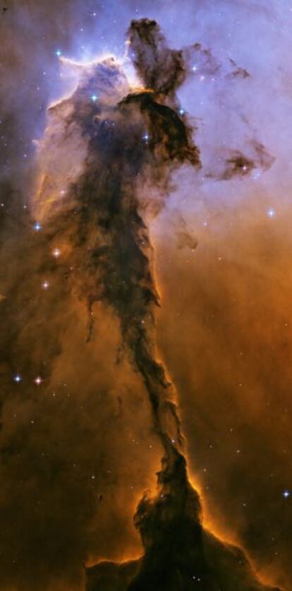 Imagen de la nebulosa del Águila en la Vía Láctea tomada por el telescopio espacial Hubble.