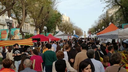 Ambiente este lunes en la Rambla Nova de Tarragona.