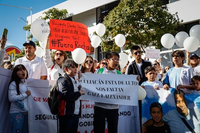 Families gathered at Socrates Elementary School in Culiacán, demanding justice and safety in schools for their children