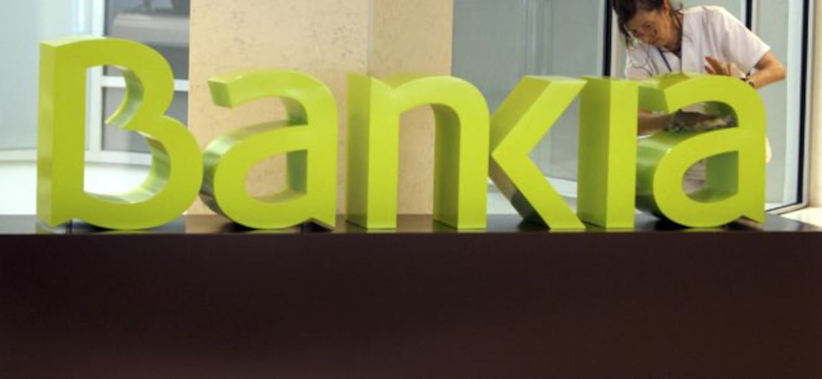 El Gobierno analiza la integración de BMN y Bankia | Mercados ...