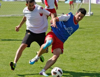 Nauzet y Javi Guerra, durante un entrenamiento.