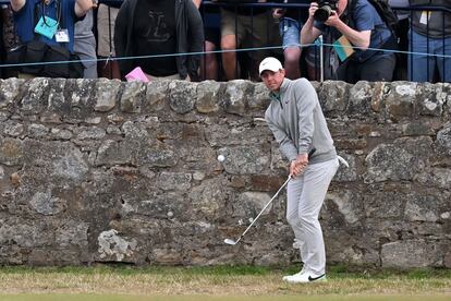 McIlroy, en el hoyo 17.