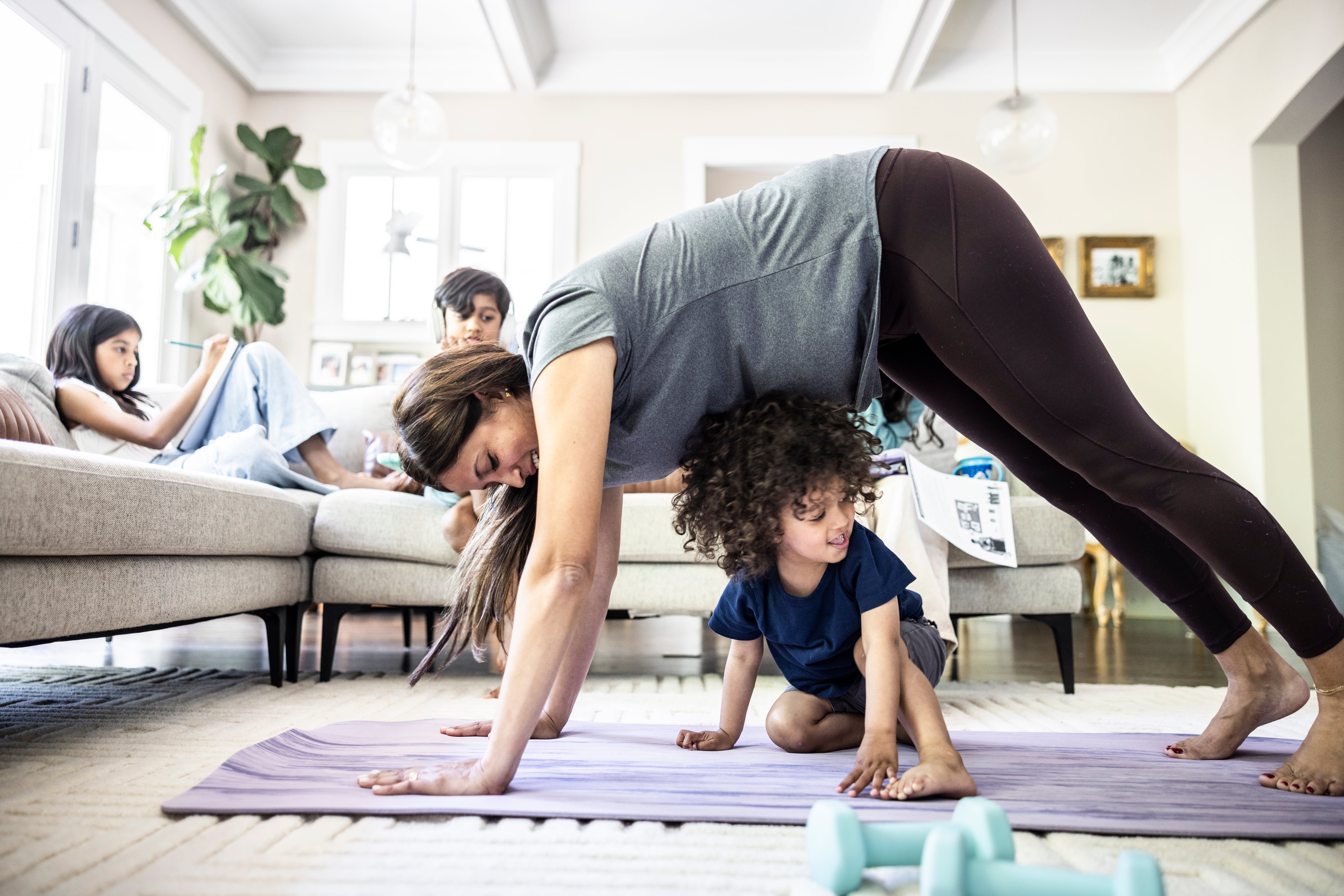 La importancia del autocuidado para cuidar en la maternidad 