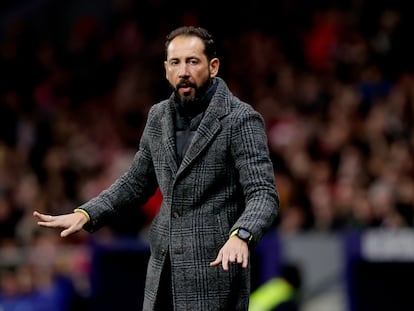 Pablo Machín, en el partido del Elche en el Metropolitano.