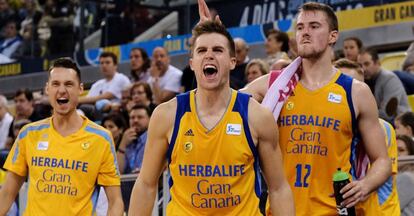 Los jugadores del Gran Canaria celebran el pase a semifinales