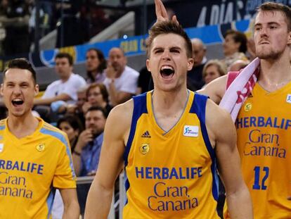 Los jugadores del Gran Canaria celebran el pase a semifinales