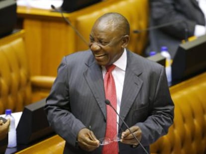 El exsindicalista toma el relevo de Jacob Zuma al frente del país africano
