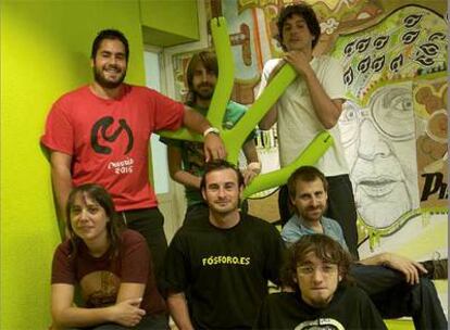 El equipo de Fósforo: José Morente, Eduardo Bertone, José Luis Aguilera, Nuria Gil, Rafael Martínez, Rafael Bertone y Francisco Pigni.