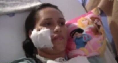 Toma del vídeo que muestra a Karla Flores mientras estuvo ingresada en el hospital