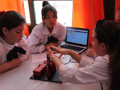 Estudiantes de primaria en Uruguay.