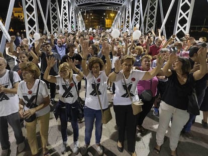 Manifestación en Murcia para reclamar el soterramiento de las vías del AVE, en 2018.