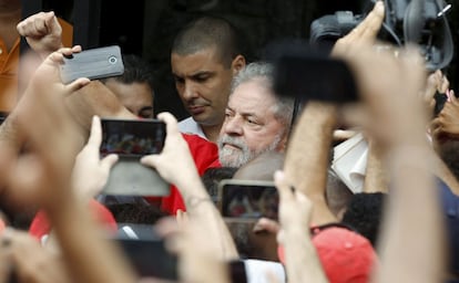 Lula, na casa onde vive, em São Bernardo do Campo.