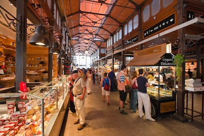 El mercado de San Miguel, ubicado cerca de la Plaza Mayor, en Madrid.