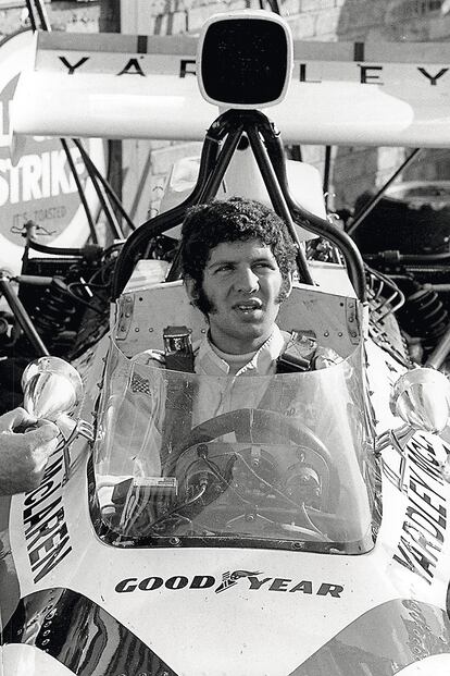 El piloto Jody Scheckter —Bebé Oso, The Pooh— en el Gran Premio de Sudafrica en Kyalami.