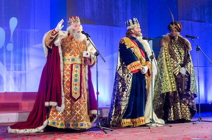 Los tres Reyes Magos en la cabalgata de Madrid.