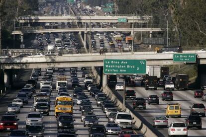 El tráfico en la ciudad de los Ángeles, California