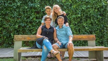 Hjordis Audunsdottir y su familia.