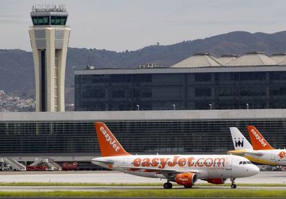 Avions de Ryanair a l'aeroport de Màlaga.