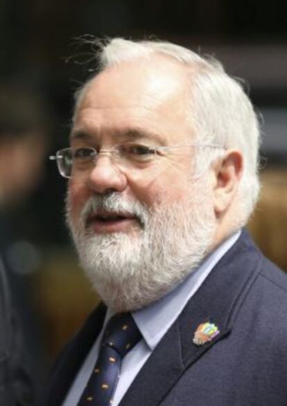 Imagen de archivo datada el 24 de junio del 2013 del exministro espa&ntilde;ol de Agricultura Miguel Arias Ca&ntilde;ete, en Luxemburgo. .