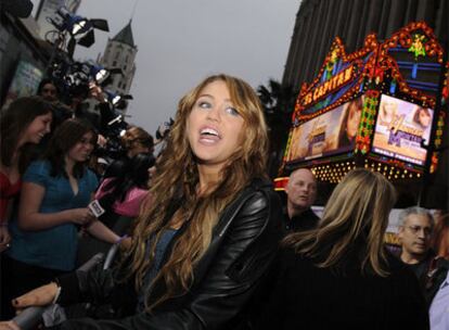 Miley Cyrus, en el estreno de la película <i>Hannah Montana.</i>