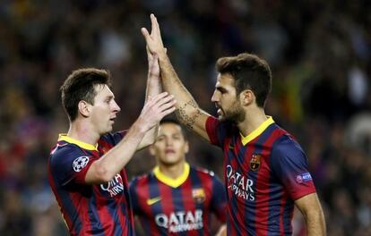 Messi y Cesc celebran un gol