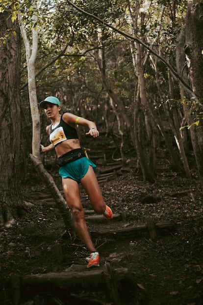 Sara Alonso, durante la prueba en Kobe (Japón) de las Golden Trail Series en una imagen cedida por la competición.