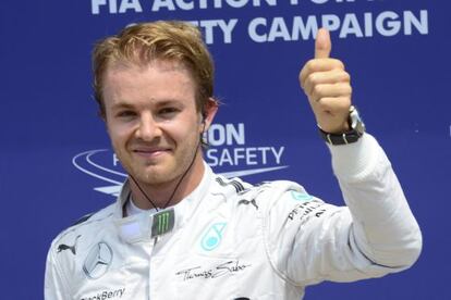 Rosberg celebra la pole.